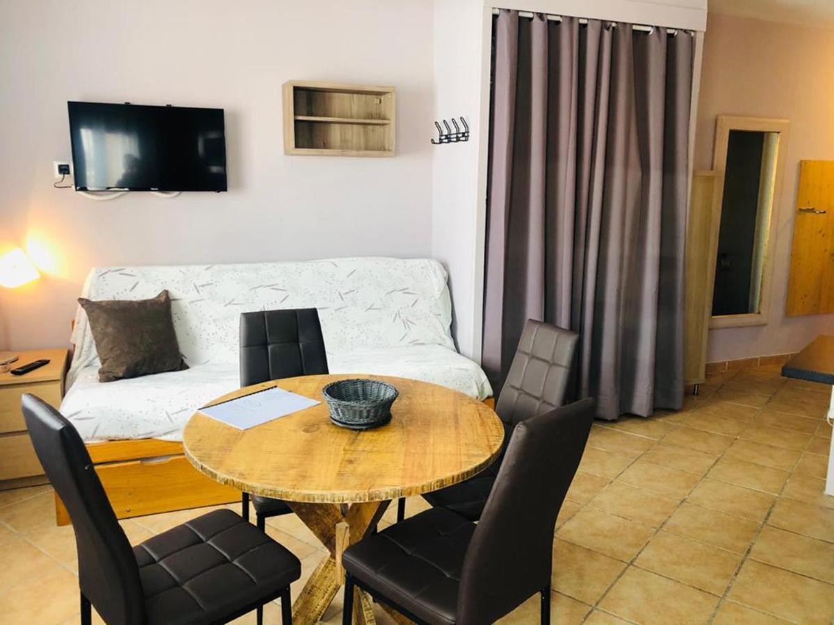 Apartamentos Pie De Pistas Mikka 3000 Pas De La Casa Eksteriør billede