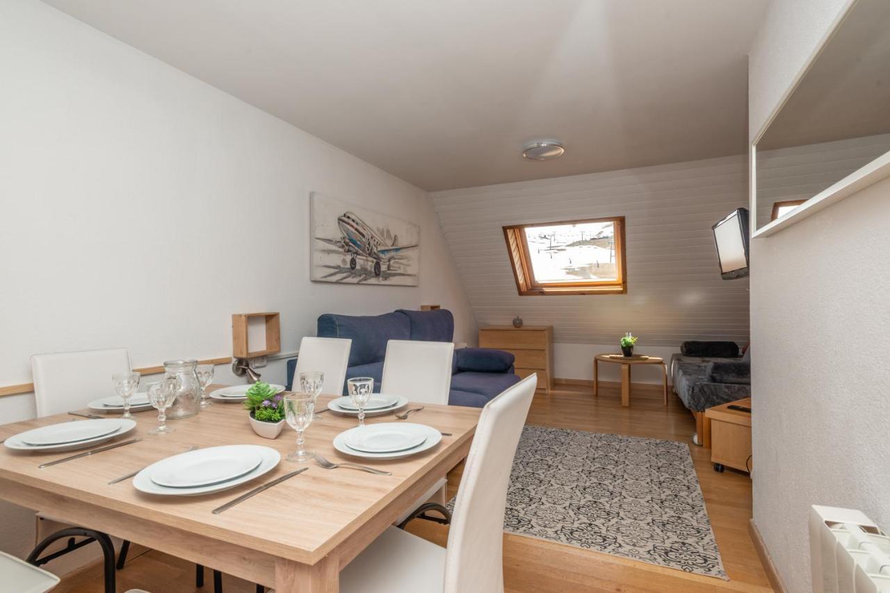 Apartamentos Pie De Pistas Mikka 3000 Pas De La Casa Eksteriør billede