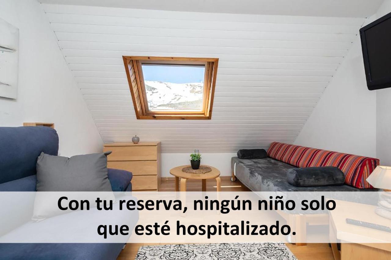 Apartamentos Pie De Pistas Mikka 3000 Pas De La Casa Eksteriør billede
